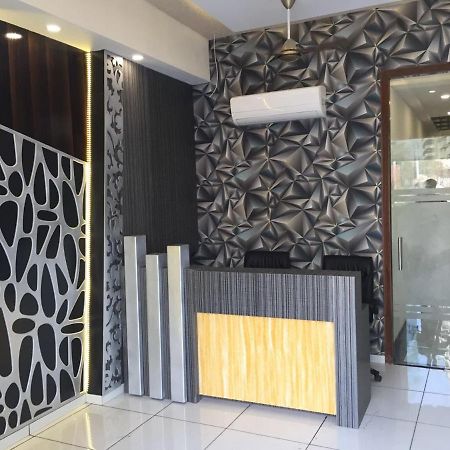 Hotel Palace Residency Near Lokmanya Tilak Terminus مومباي المظهر الخارجي الصورة