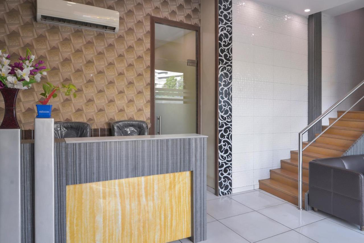 Hotel Palace Residency Near Lokmanya Tilak Terminus مومباي المظهر الخارجي الصورة