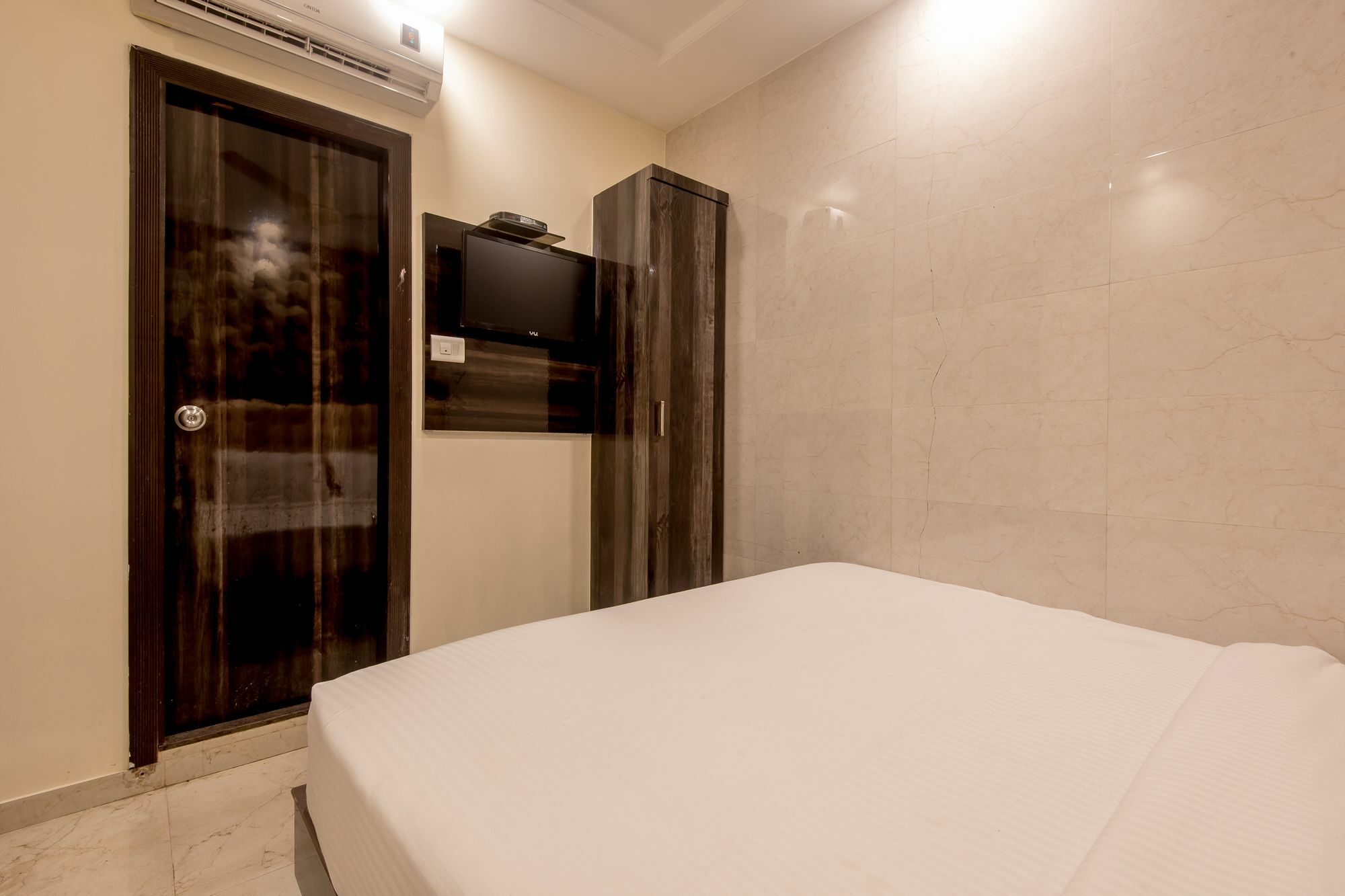 Hotel Palace Residency Near Lokmanya Tilak Terminus مومباي المظهر الخارجي الصورة
