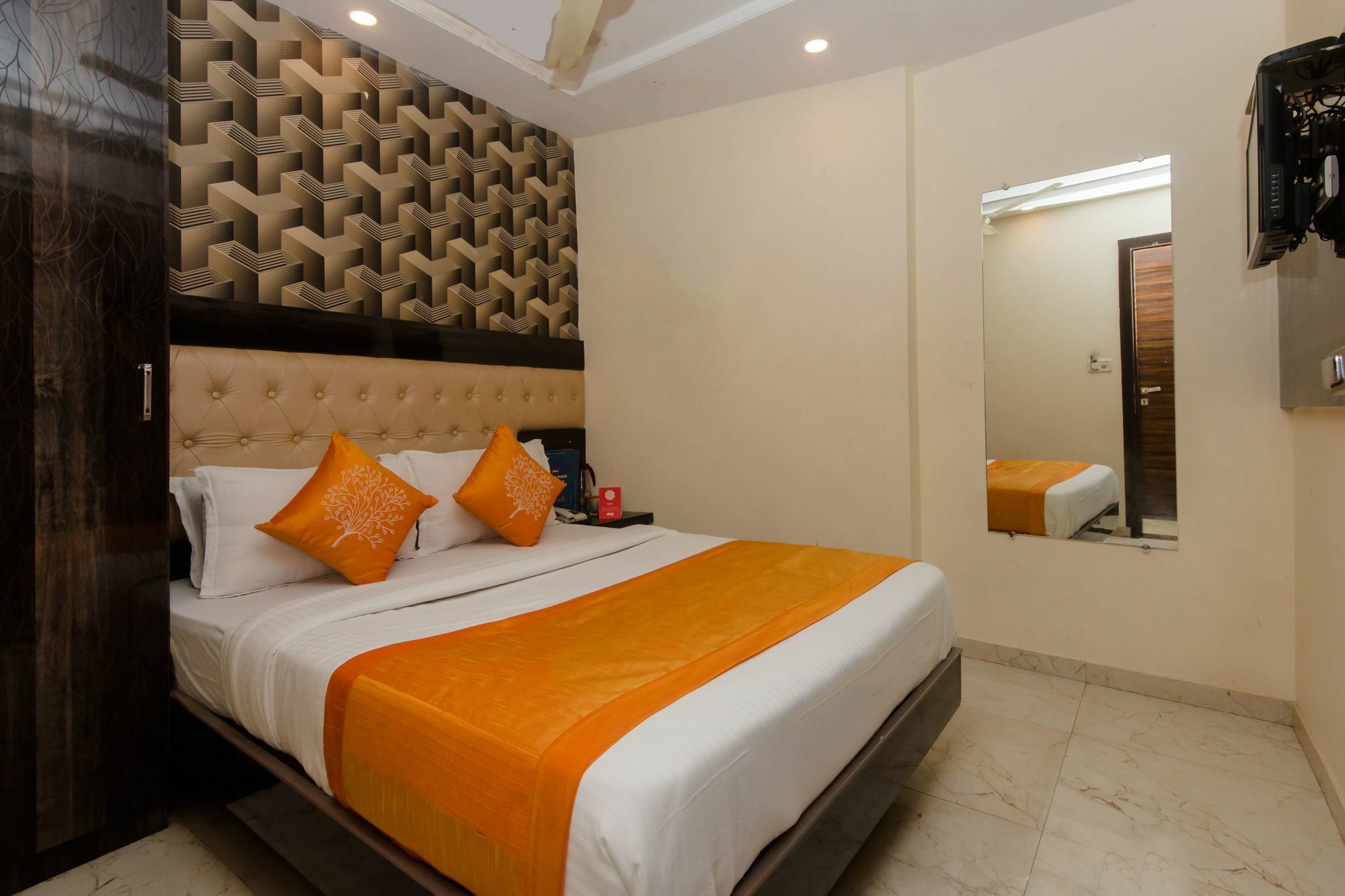 Hotel Palace Residency Near Lokmanya Tilak Terminus مومباي المظهر الخارجي الصورة